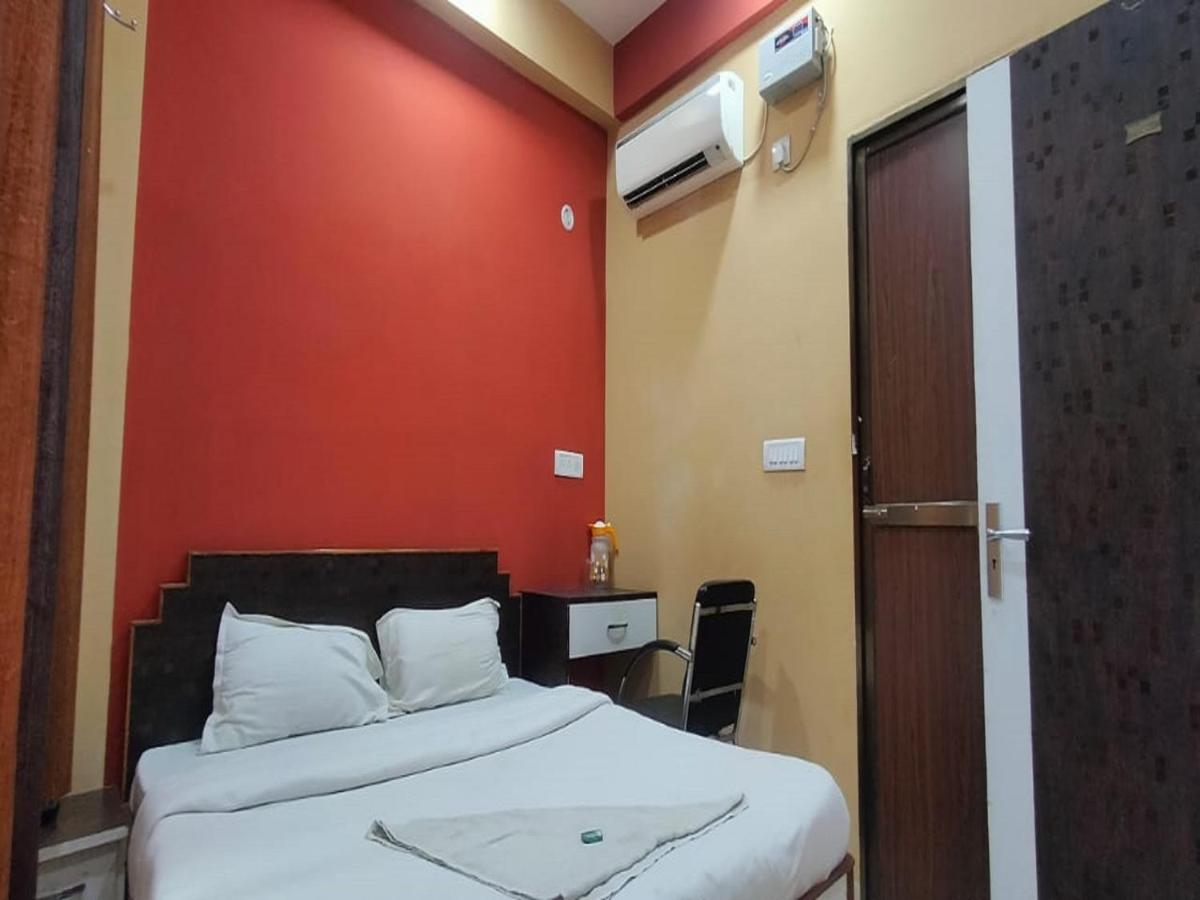 Hotel Kashi Varanasi Exterior photo